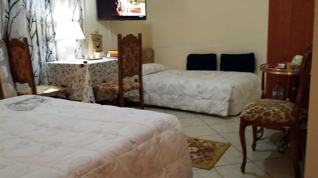 فندق Sweet House Cinzia روما إيطاليا